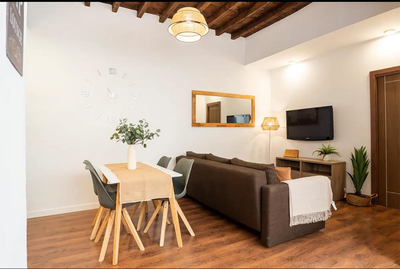 Rustic & Nice Apartment In Malaga Center Dış mekan fotoğraf